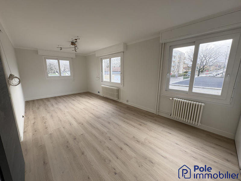 Maison - 82 m² - 4 pièces