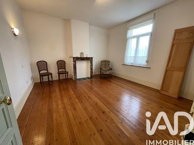 Maison - 218 m² - 11 pièces