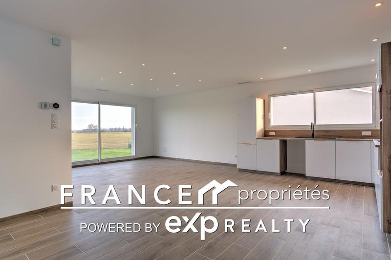 Maison - 104 m² - 4 pièces