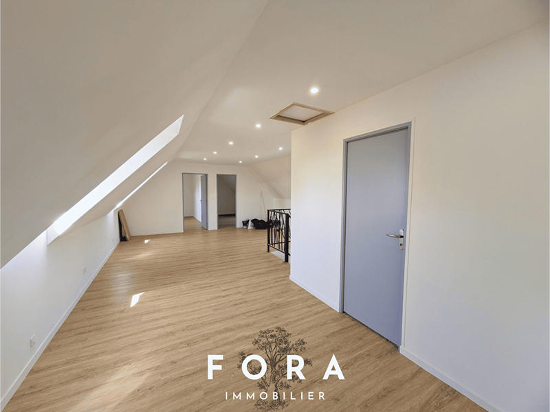 Maison - 146 m² - 7 pièces