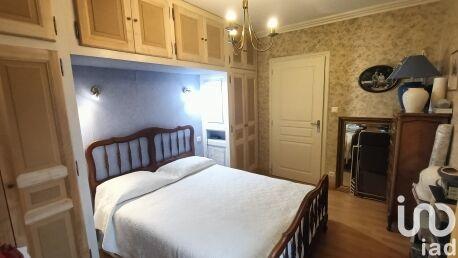 Maison - 168 m² - 9 pièces