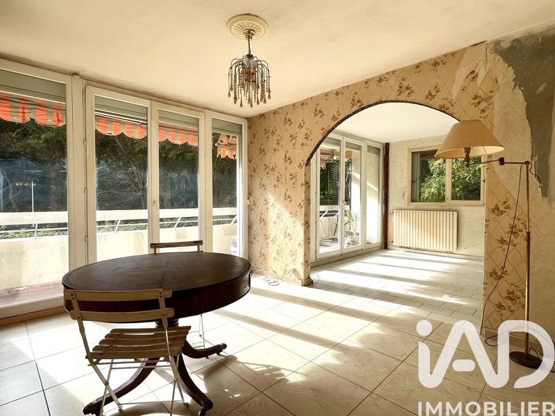 Appartement - 85 m² - 3 pièces