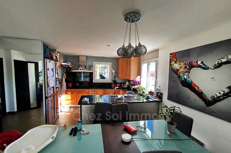 Villa - 183 m² - 7 pièces