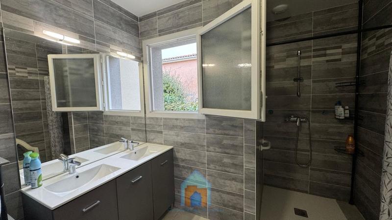 Villa - 94 m² - 4 pièces