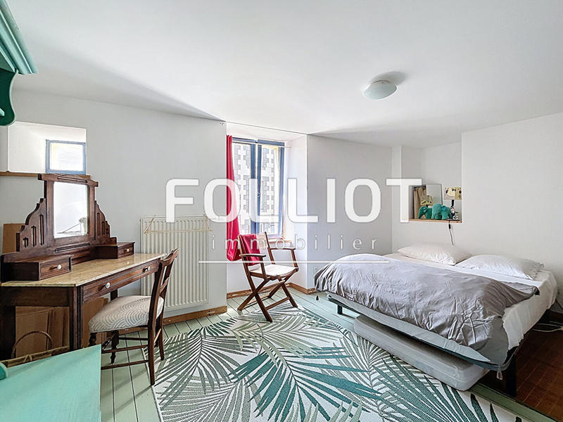 Maison - 182 m² - 7 pièces