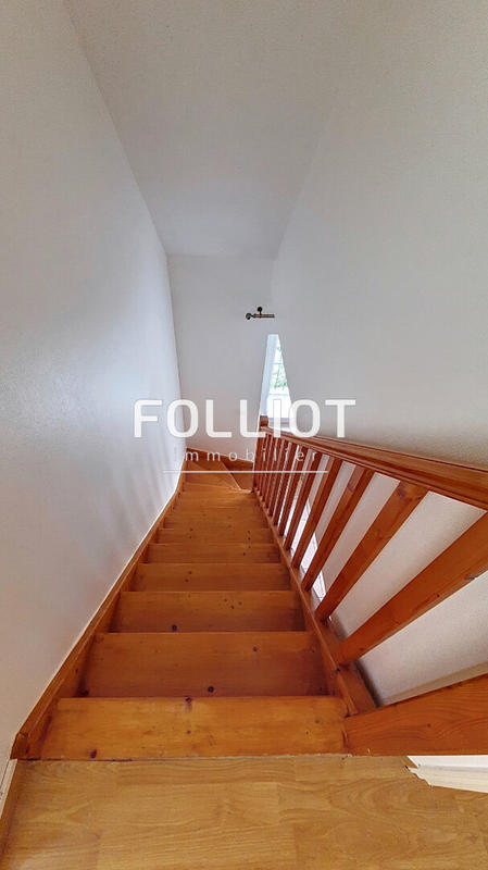 Maison - 77 m² - 6 pièces