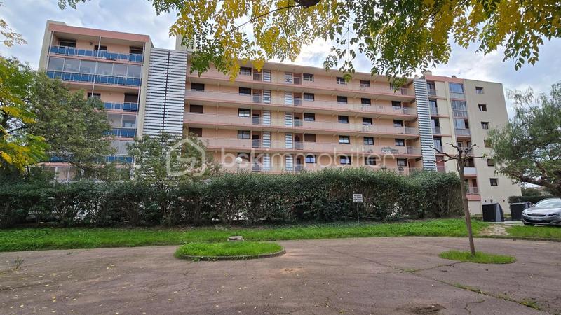 Appartement - 102 m² - 4 pièces