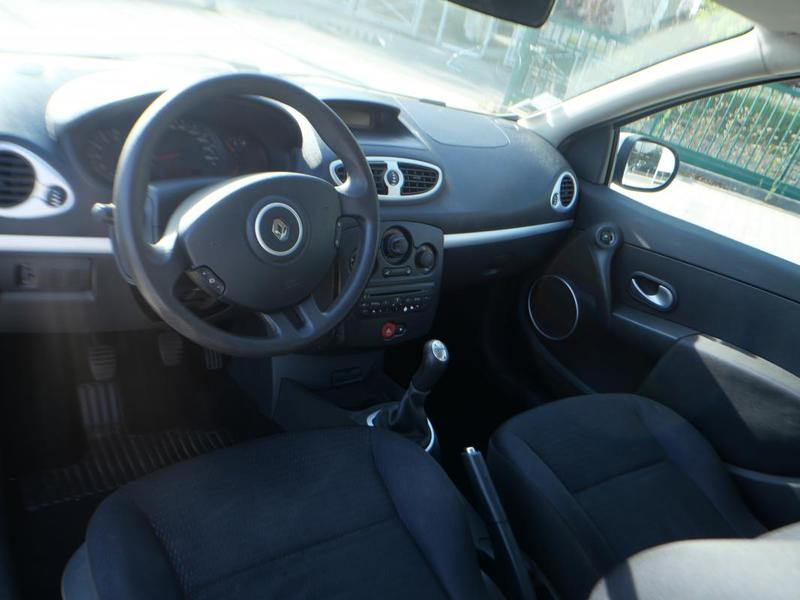 Renault Clio III Phase 2 1.5dci Eco 75ch