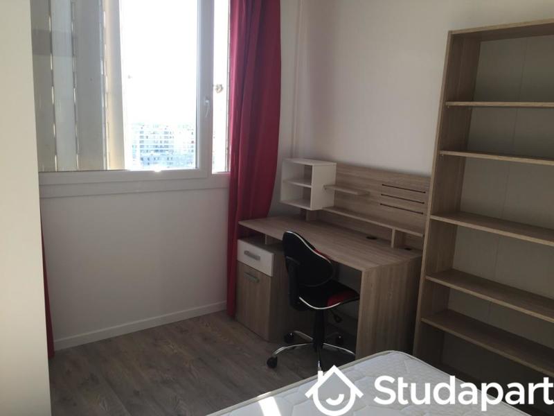 Chambre - 9 m² - 1 pièce