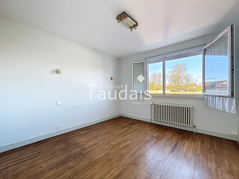 Maison - 80 m² - 5 pièces