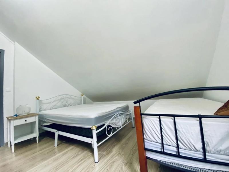 Maison - 190 m² - 6 pièces