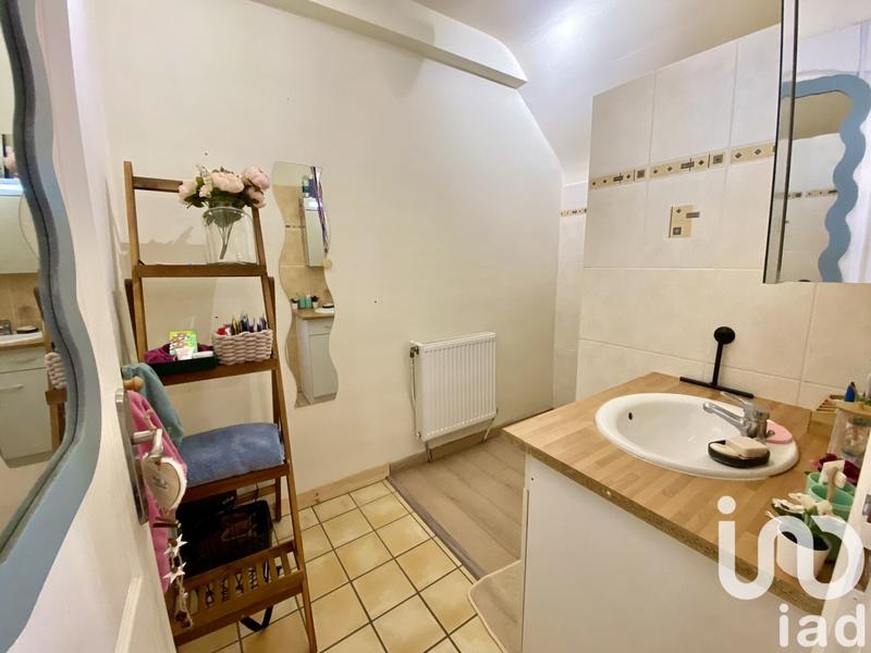 Maison - 241 m² - 10 pièces