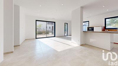 Maison - 108 m² - 5 pièces