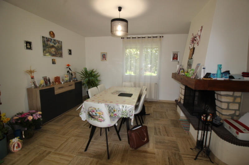 Maison - 141 m² - 10 pièces