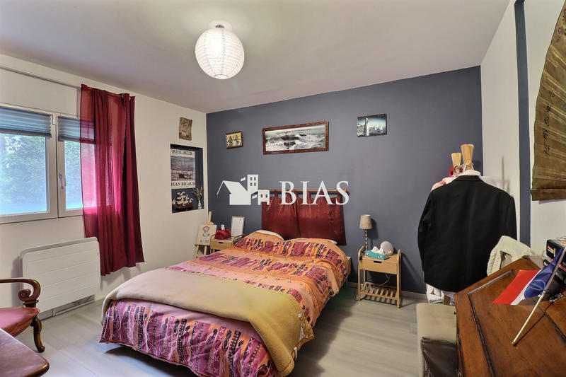 Maison - 363 m² - 10 pièces