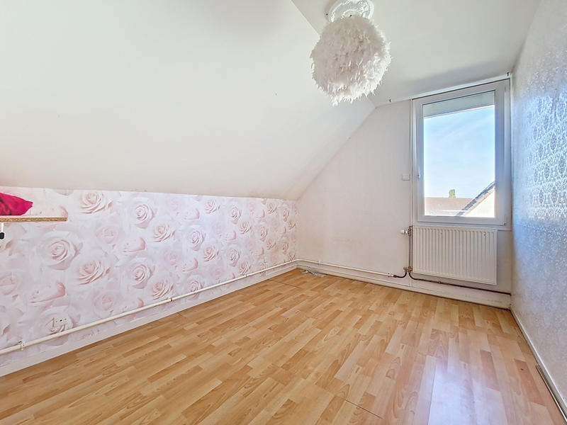 Maison - 108 m² - 6 pièces