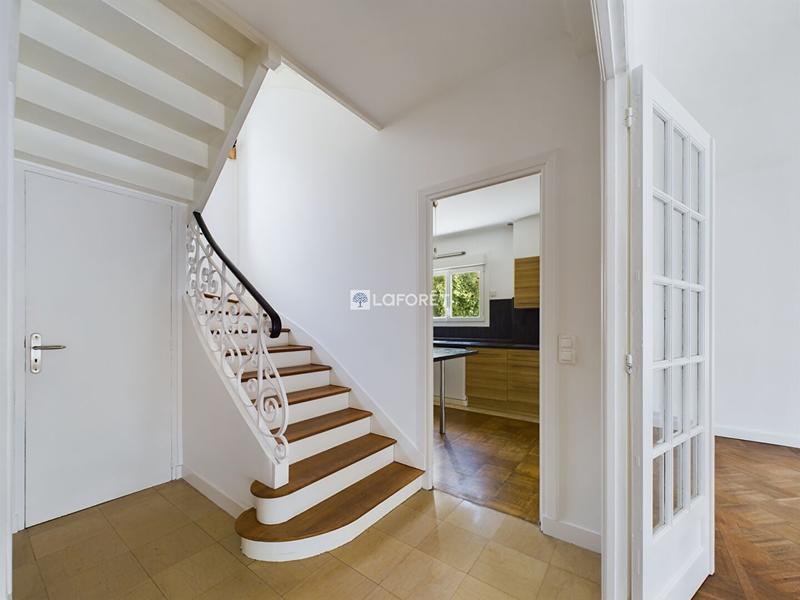 Maison - 128 m² - 7 pièces