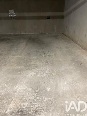 Parking - 25 m²