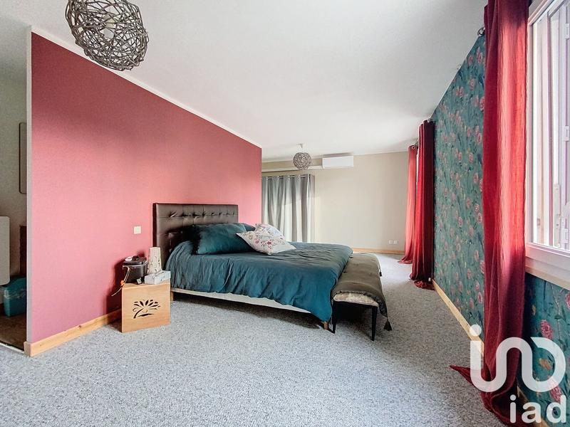 Maison de ville - 215 m² - 8 pièces