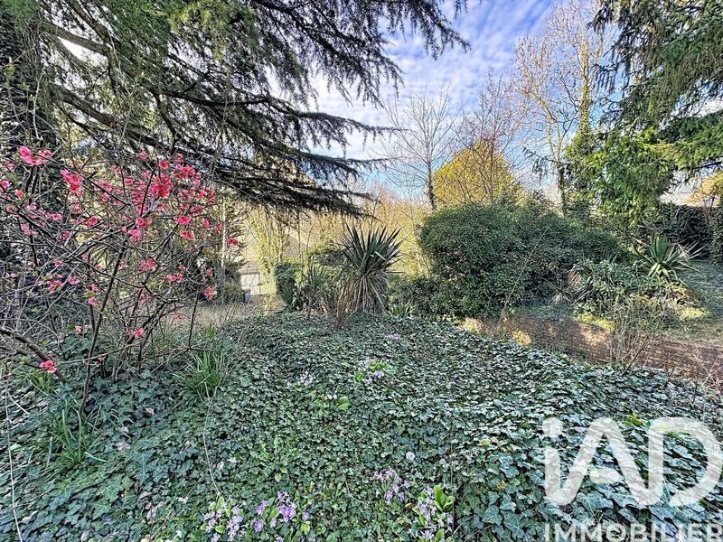 Maison - 93 m² - 5 pièces