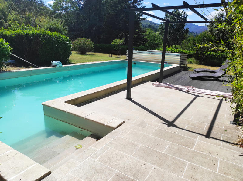 Maison - 799 m² - 25 pièces