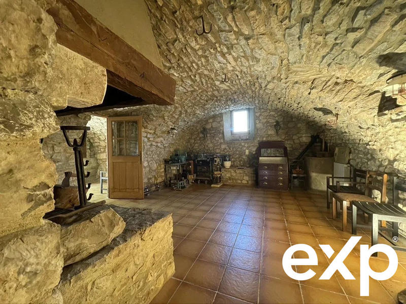 Maison ancienne - 190 m² - 8 pièces