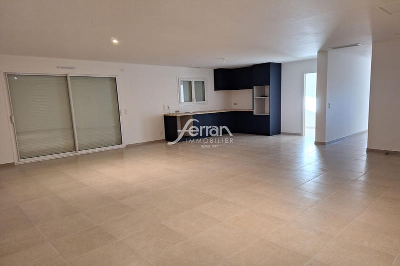 Maison - 121 m² - 4 pièces