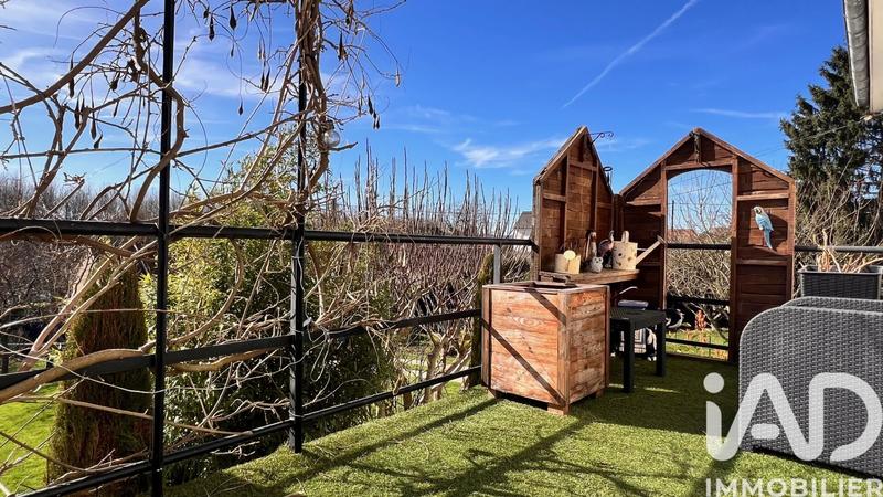 Maison - 90 m² - 4 pièces