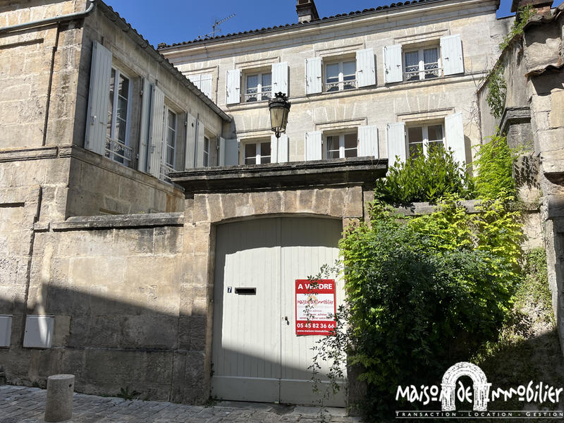 Maison - 136 m² - 6 pièces