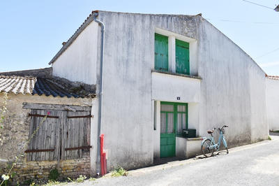 Maison - 85 m² - 5 pièces