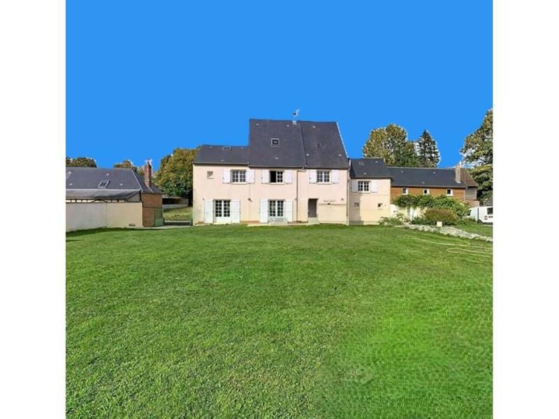 Maison - 231 m² - 8 pièces