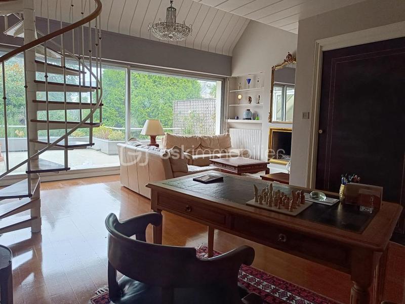 Maison - 150 m² - 7 pièces