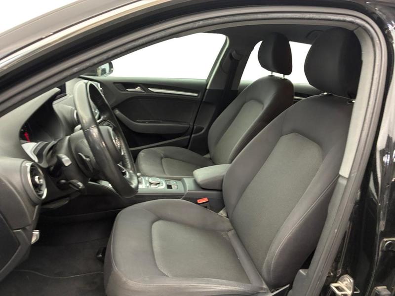 Audi A3 sportback Business 35 Tfsi CoD 150 s tronic 7 line