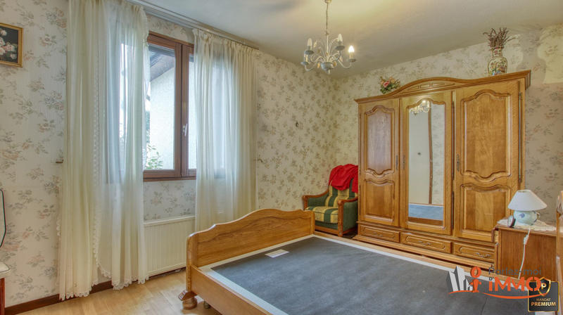 Maison - 93 m² - 5 pièces