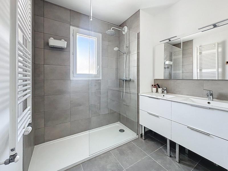 Appartement - 81 m² - 4 pièces