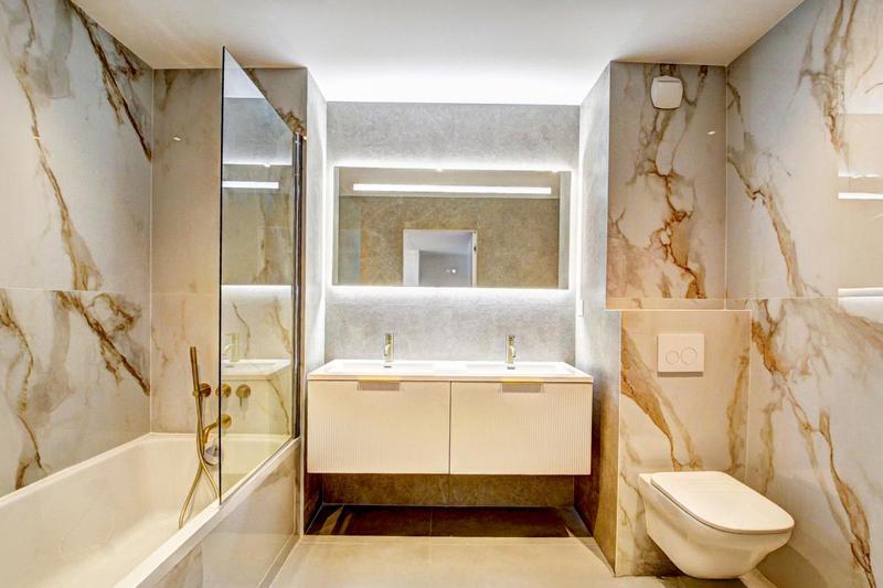 Appartement - 157 m² - 5 pièces