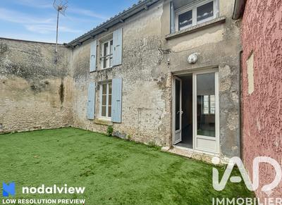 Maison - 127 m² - 5 pièces