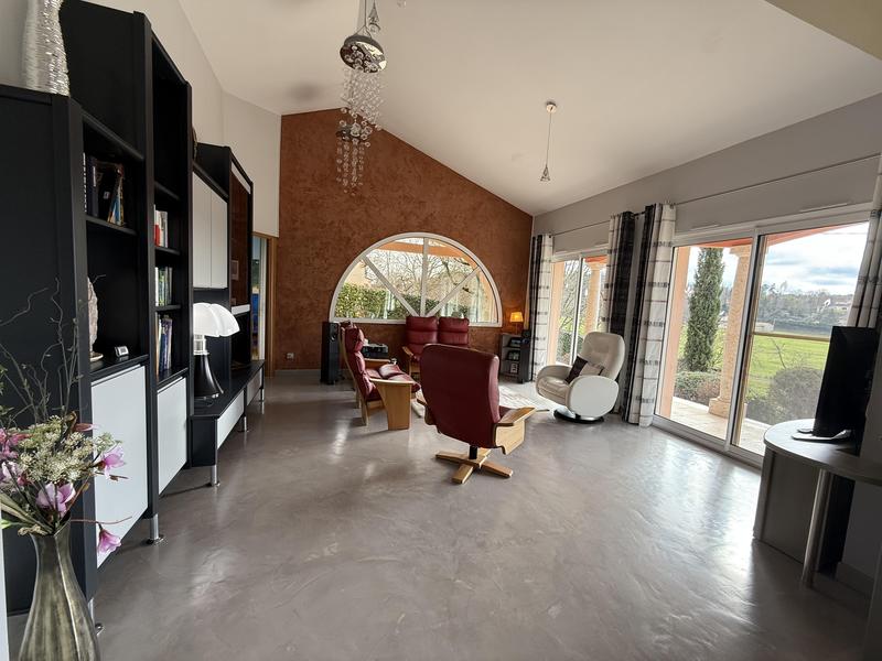 Maison d'architecte - 176 m² - 7 pièces