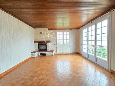 Maison traditionnelle - 77 m² - 3 pièces