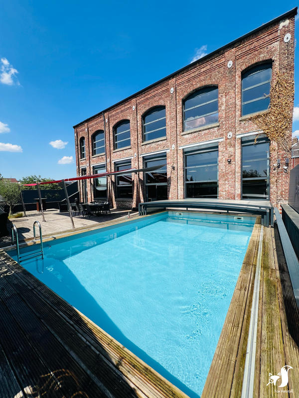 Maison - 300 m² - 8 pièces