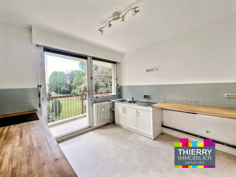 Appartement - 100 m² - 3 pièces