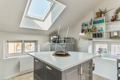 Appartement - 97 m² - 5 pièces