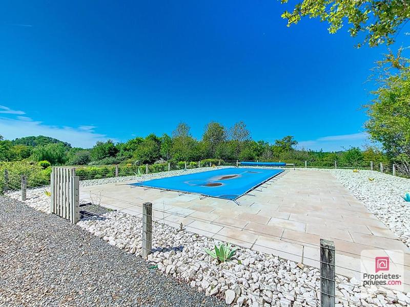 Maison - 143 m² - 10 pièces