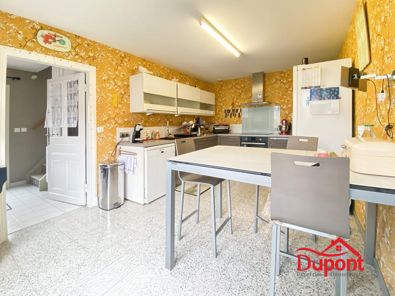 Maison traditionnelle - 160 m² - 5 pièces