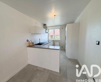 Appartement - 81 m² - 4 pièces