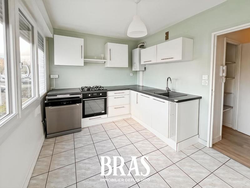 Appartement - 72 m² - 4 pièces