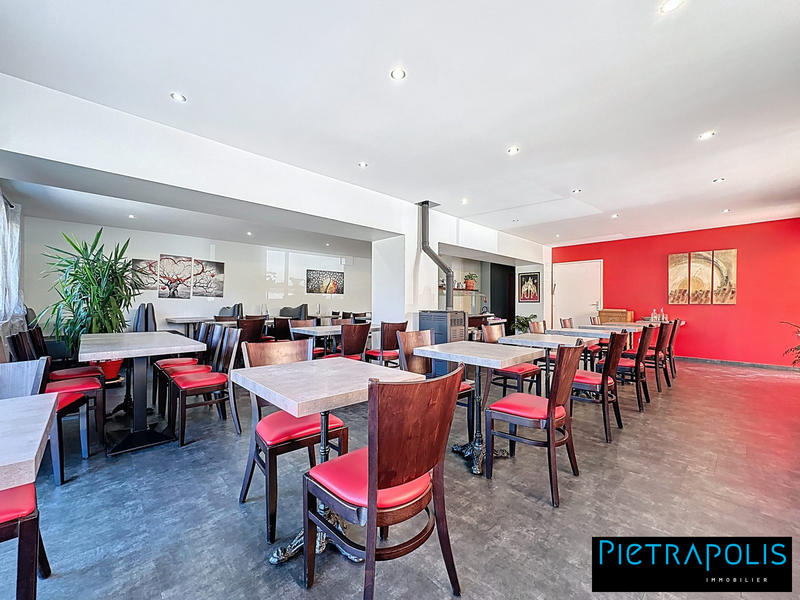 Local commercial - 308 m²