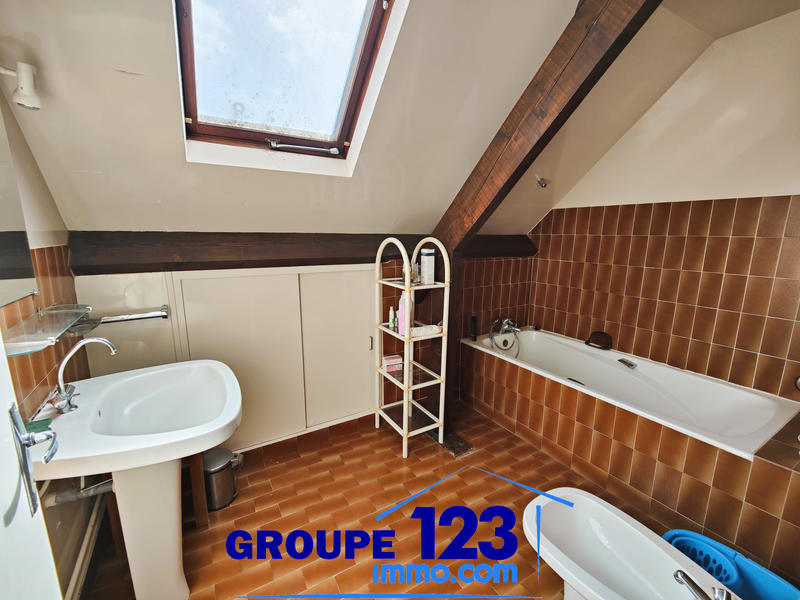 Maison - 136 m² - 6 pièces