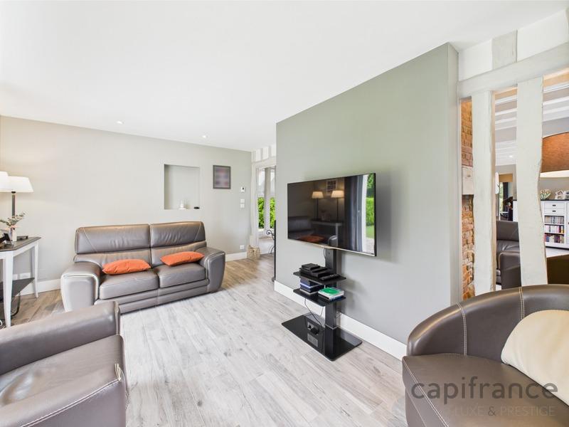 Maison - 188 m² - 9 pièces