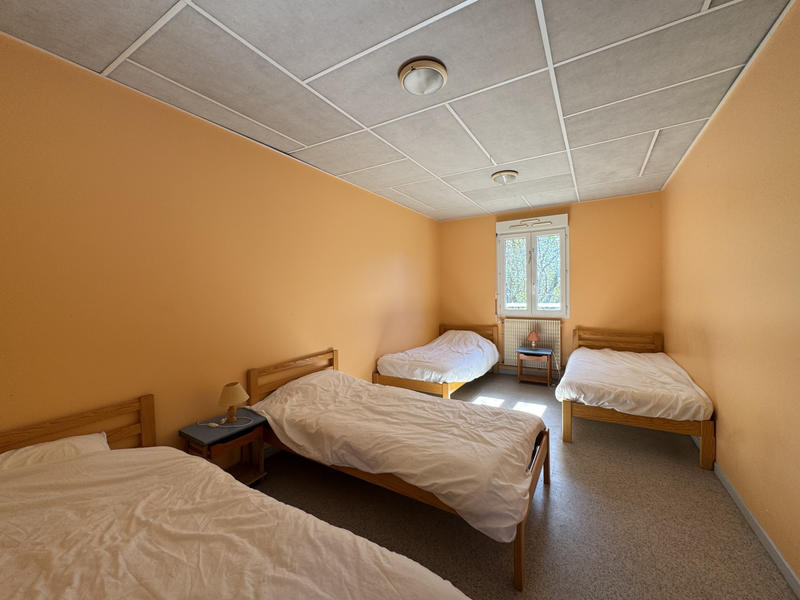 Maison - 477 m² - 15 pièces